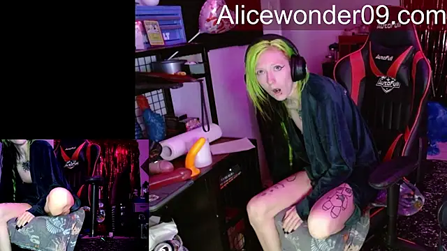 alicewonder09 online show from March 19, 4:28 am