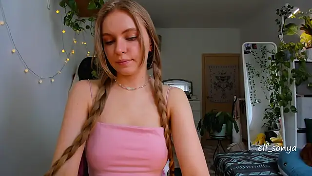 KittyNeon online show from June 2, 1:01 pm