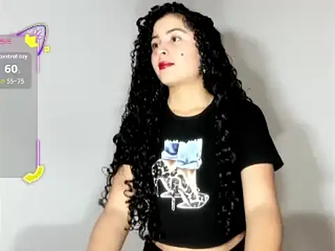 Snapshot of yesybeauty chatting on September 12, 12:12 pm yesybeauty online show from September 12, 12:12 pm