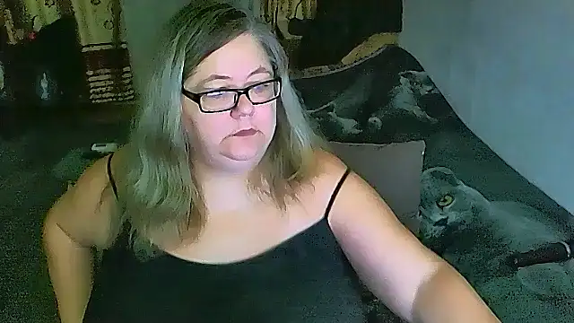 sex2 online show from February 17, 11:04 pm