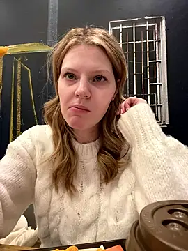 MaryHiggins online show from January 18, 4:47 pm