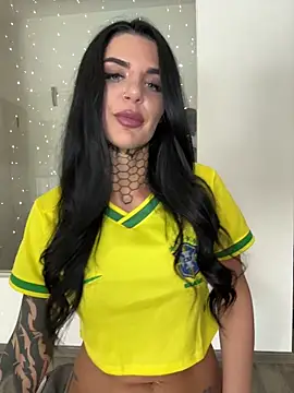 LexiCoco online show from March 13, 11:11 am