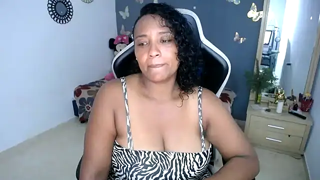 marysol83 online show from June 5, 2:37 am