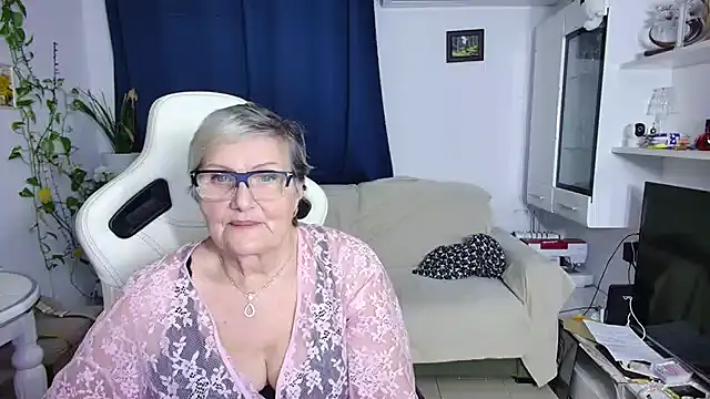 Selenna57 online show from April 4, 5:34 pm