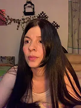 Estefani 32 online show from March 30, 9:47 pm