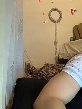 Estefani 32 online show from April 9, 2:44 pm