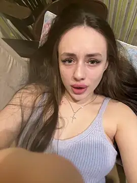 Lisaaan online show from November 25, 6:48 am