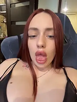 Lisaaan online show from May 18, 4:57 pm