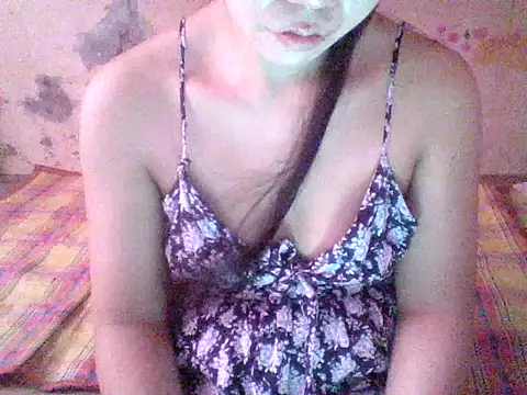 Snapshot of spankmybootyxxx chatting on October 19, 3:30 am spankmybootyxxx online show from October 19, 3:30 am