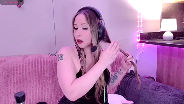 ScarletCarnal online show from October 17, 2:04 am