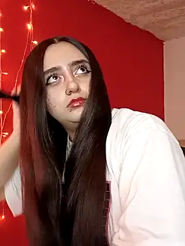 Snapshot of IvonneT chatting on October 5, 8:36 pm IvonneT online show from October 5, 8:36 pm