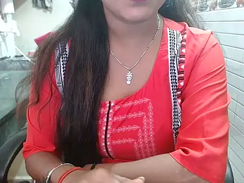 LovingPihu online show from April 5, 6:12 am