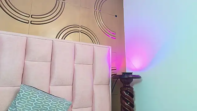 valeriaa19 online show from February 15, 7:51 am