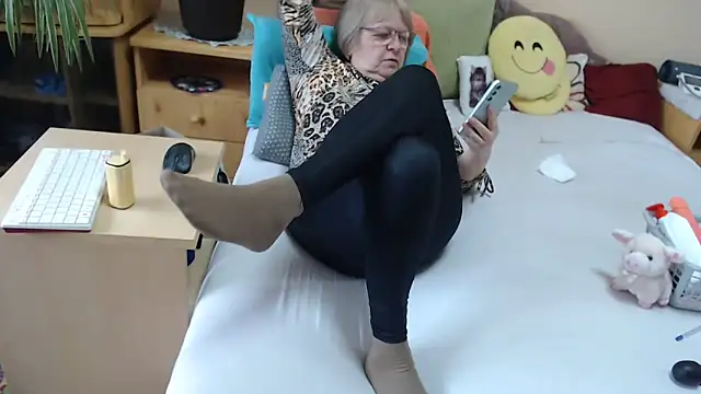 Margaret-milf online show from May 16, 12:04 pm