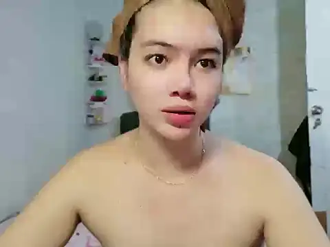 Hebefemme online show from March 20, 8:41 am