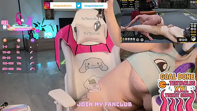 ninapoledance online show from September 12, 7:10 pm