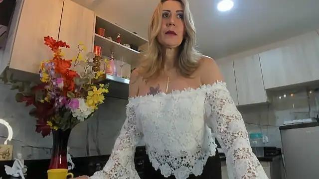 ashleymilf 1 online show from October 24, 5:09 pm