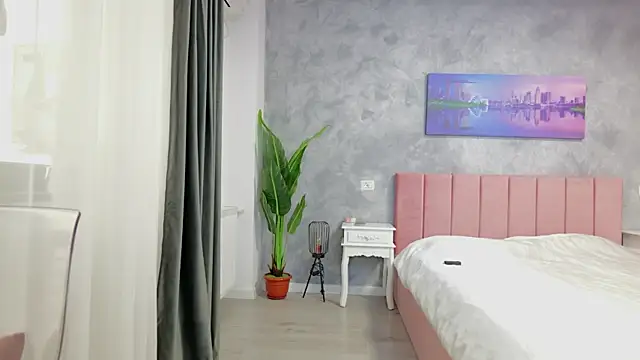 alisonita  online show from February 17, 8:02 am