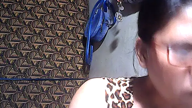 sweetsosie18 online show from March 30, 2:16 pm