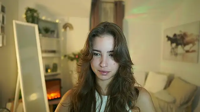 Snapshot of Abella_Danger_X chatting on September 15, 9:28 am Abella Danger X online show from September 15, 9:28 am