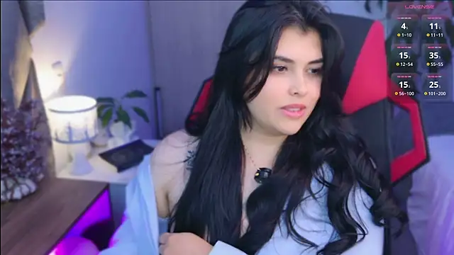 Alyaa s online show from April 11, 6:41 am