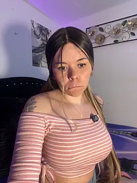 carolina16love online show from June 7, 8:15 pm