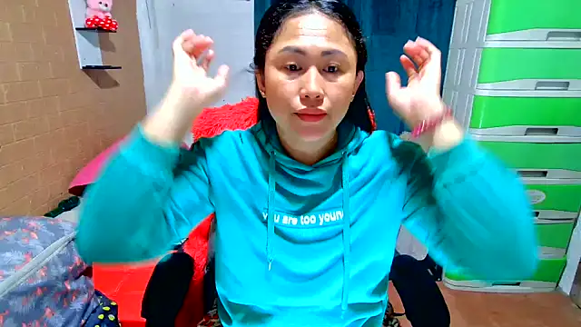 Ugly Filipina online show from February 12, 12:34 am