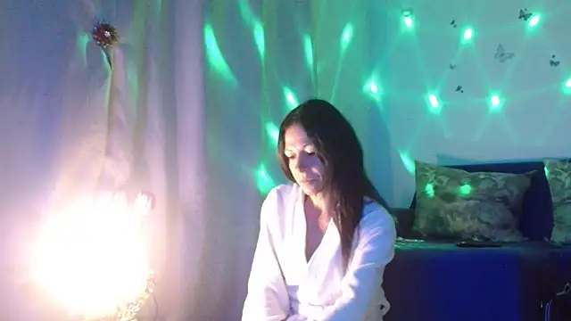 ElysaSun online show from November 4, 9:09 pm