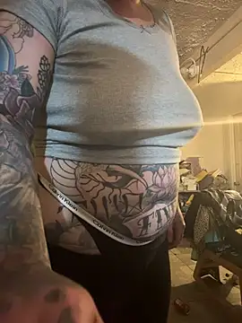 evacheers online show from February 20, 12:31 am