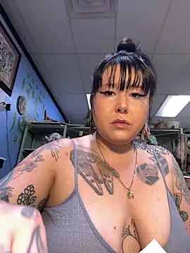 evacheers online show from November 7, 10:32 am