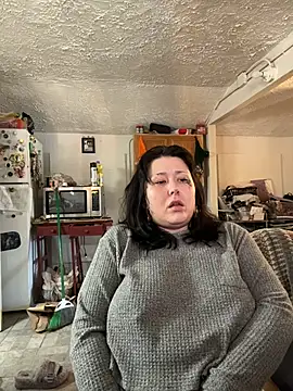 evacheers online show from February 5, 6:11 pm