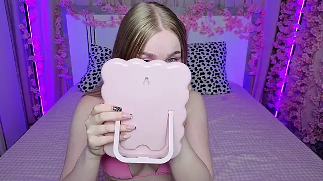LilyStarlight online show from May 22, 3:37 am