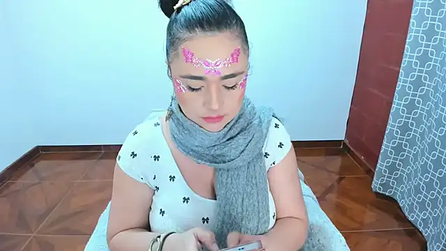 lusciousxxx online show from March 30, 5:45 pm