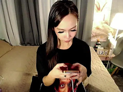 Sluty Nicaxxx online show from March 21, 9:03 am