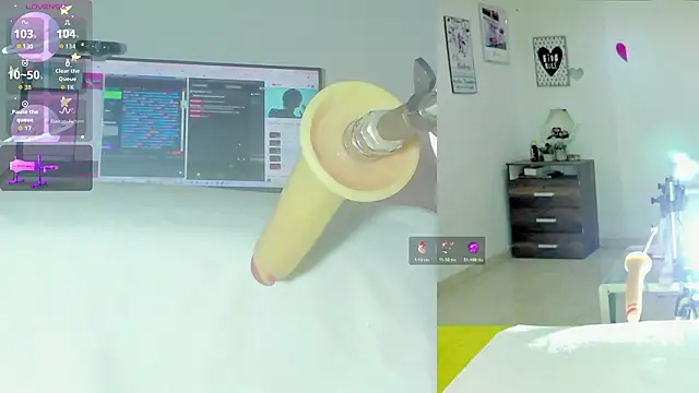 sofi velez online show from February 3, 5:06 pm