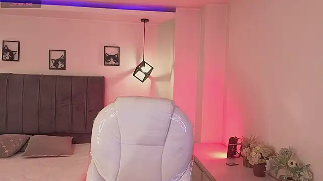 Catalinaa martinez online show from November 19, 3:17 am