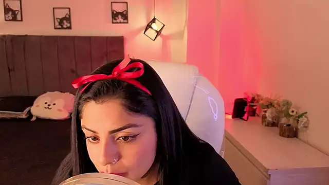 Catalinaa martinez online show from November 3, 3:21 am