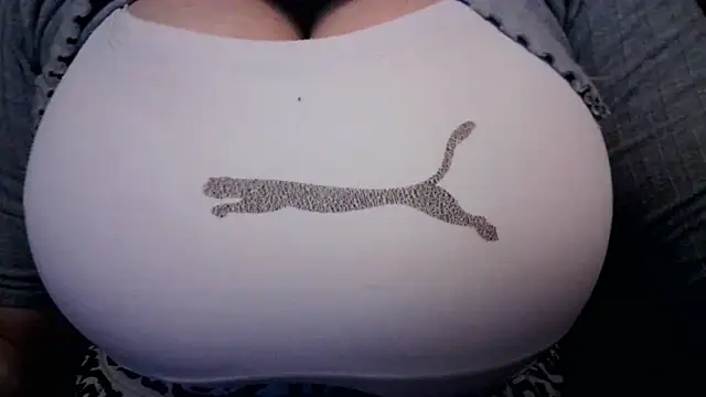 AnnyelinnaLove online show from July 11, 10:43 pm