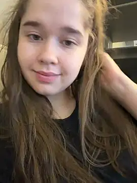 HornyGirlH online show from June 30, 9:20 am