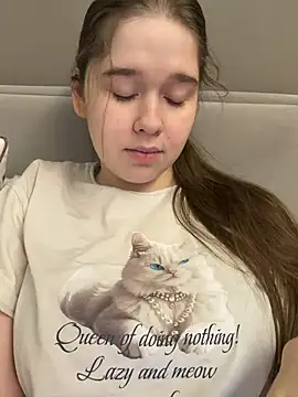 HornyGirlH online show from February 23, 2:56 am