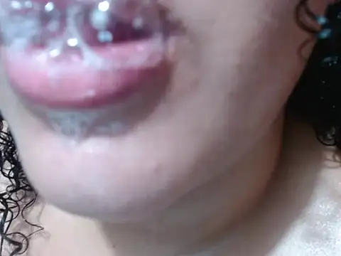 Elahyjackson online show from May 13, 10:48 pm