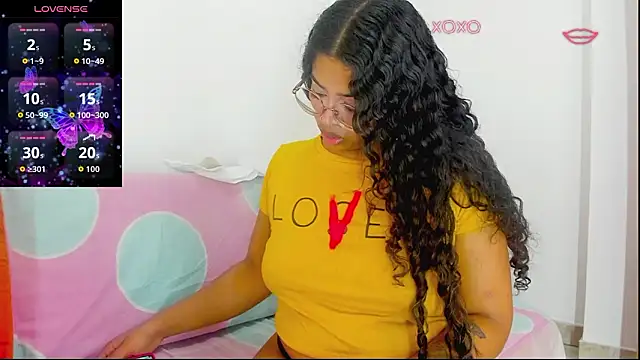 moana taylor online show from March 15, 8:55 pm