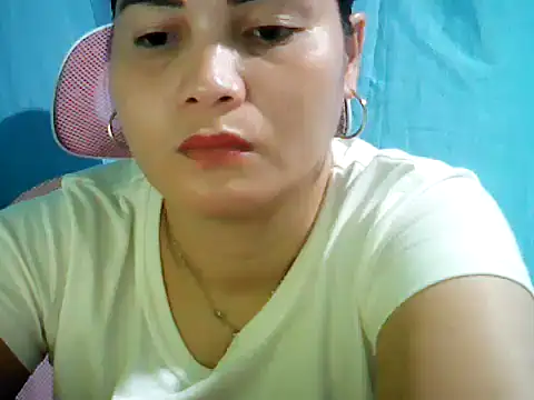 ashlylove25 online show from March 1, 3:39 am