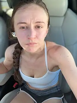 lunagirl13 online show from April 5, 7:24 pm