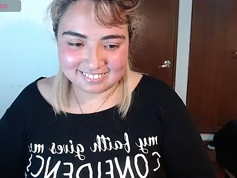 yini angel online show from June 6, 1:12 am