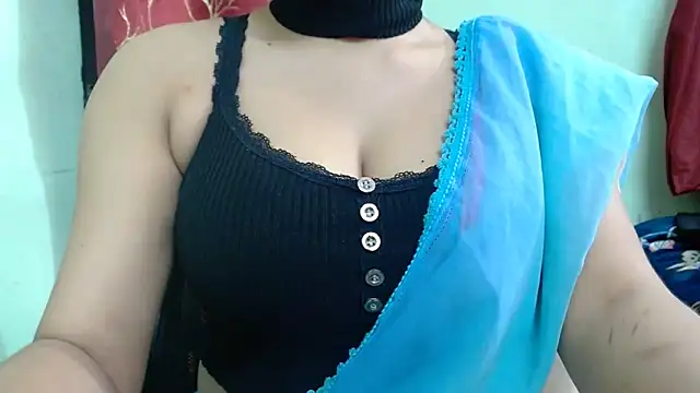 sweet-alia online show from February 17, 10:58 am