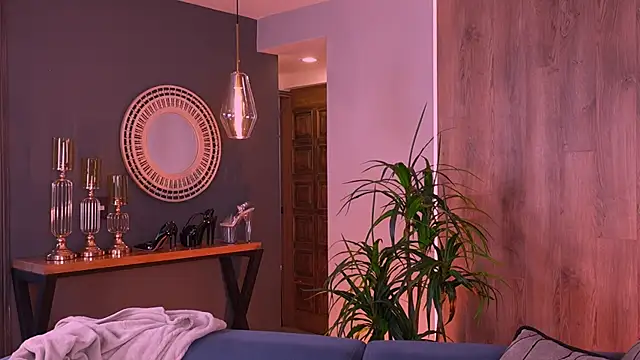 KateSunder online show from March 31, 2:17 pm