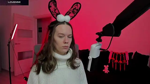 SharkyBaby online show from February 21, 2:40 pm