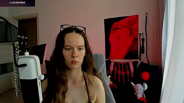 SharkyBaby online show from July 15, 3:39 pm