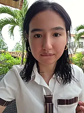 Pinkie Princes online show from July 11, 9:04 pm